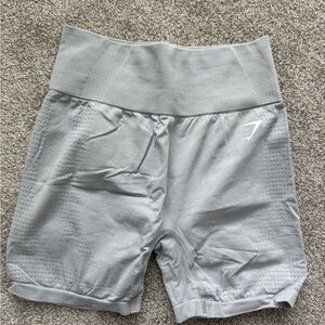 Gymshark Women's High-Waist Seamless Bike Shorts - Light Gray